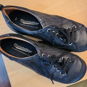 Blundstone leather rubber shoes